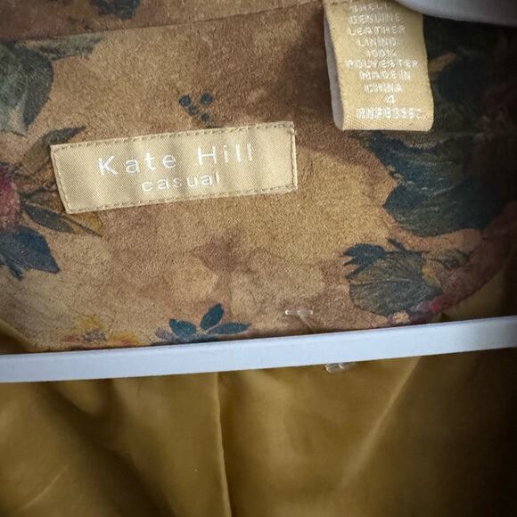 Vintage 90s Kate Hill Floral Leather Jacket – Size 4 Tan Rose Pattern Suede feel - Picture 12 of 14